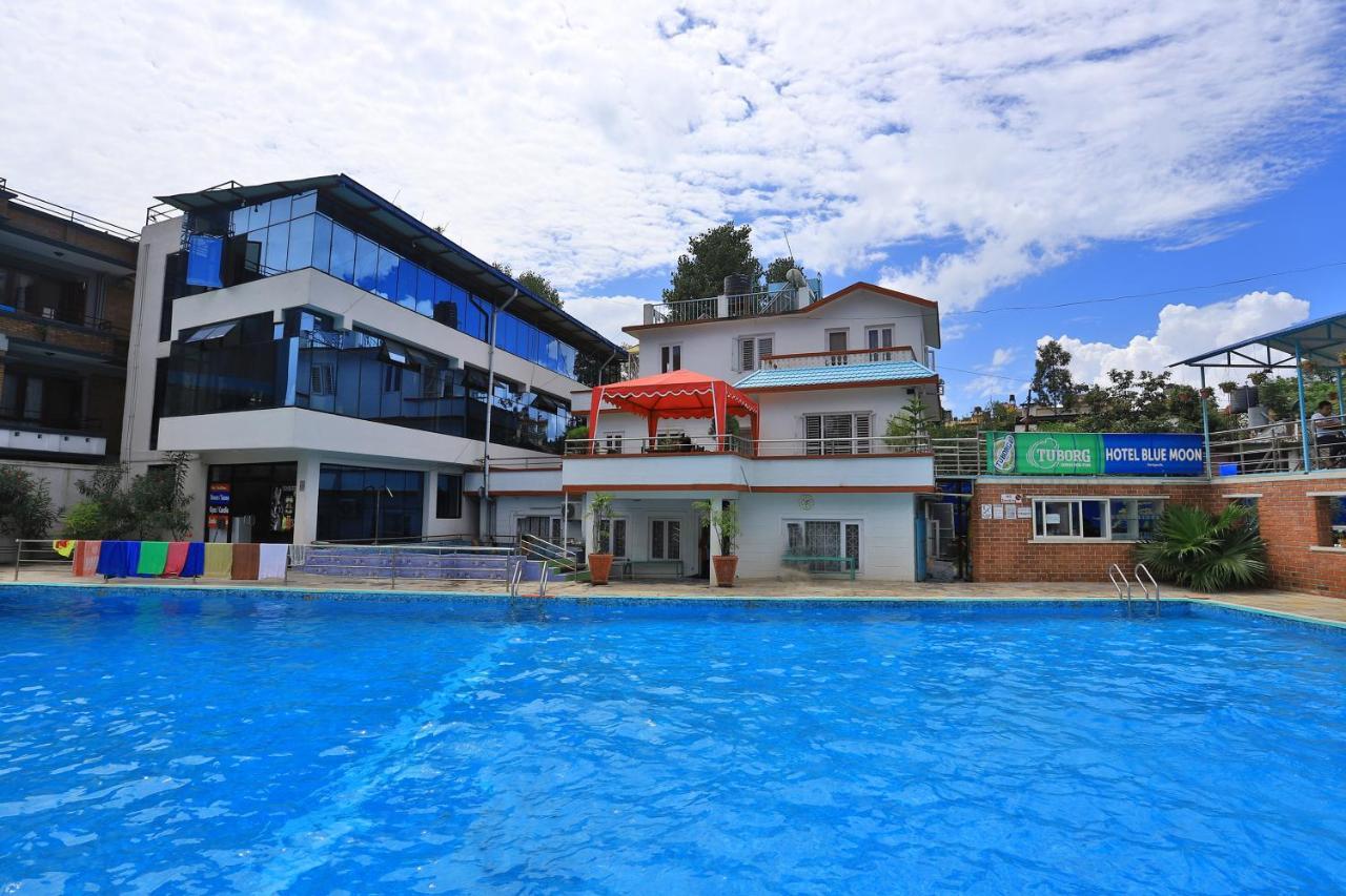 Oyo 591 Hotel Blue Moon Dharampur Bagian luar foto
