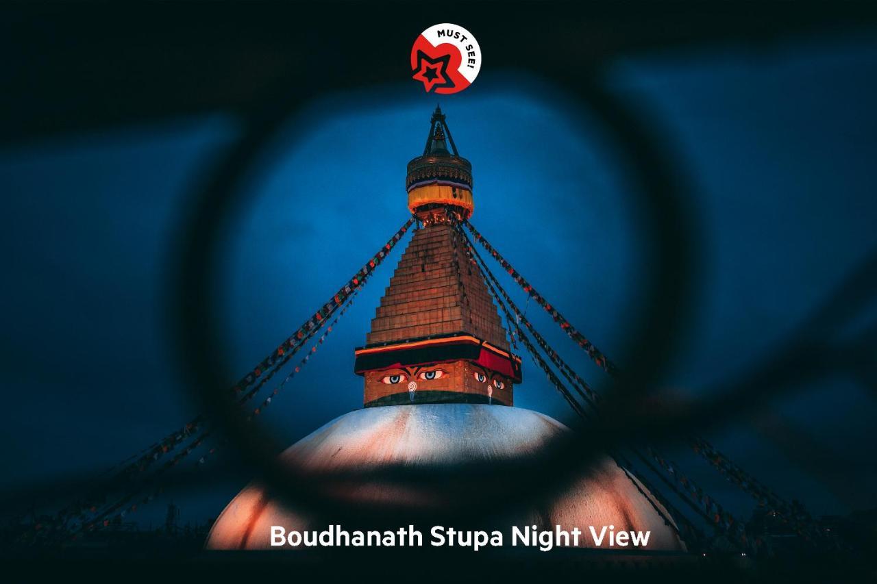 Oyo 591 Hotel Blue Moon Dharampur Bagian luar foto